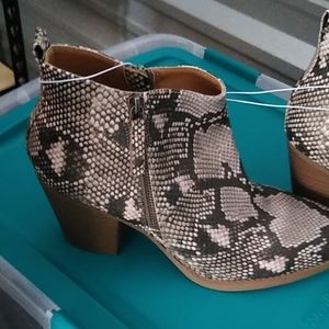 Women's Jameson Faux Leather Boots